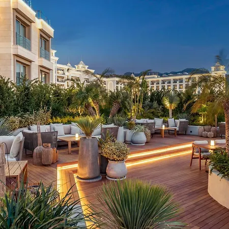 Merit Royal Premium Hotel Casino & Spa-3