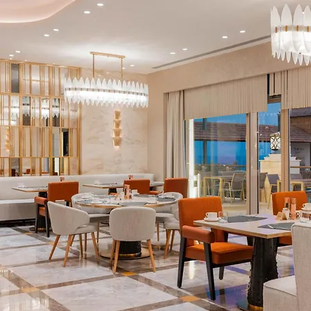 Merit Royal Premium Hotel Casino & Spa-3